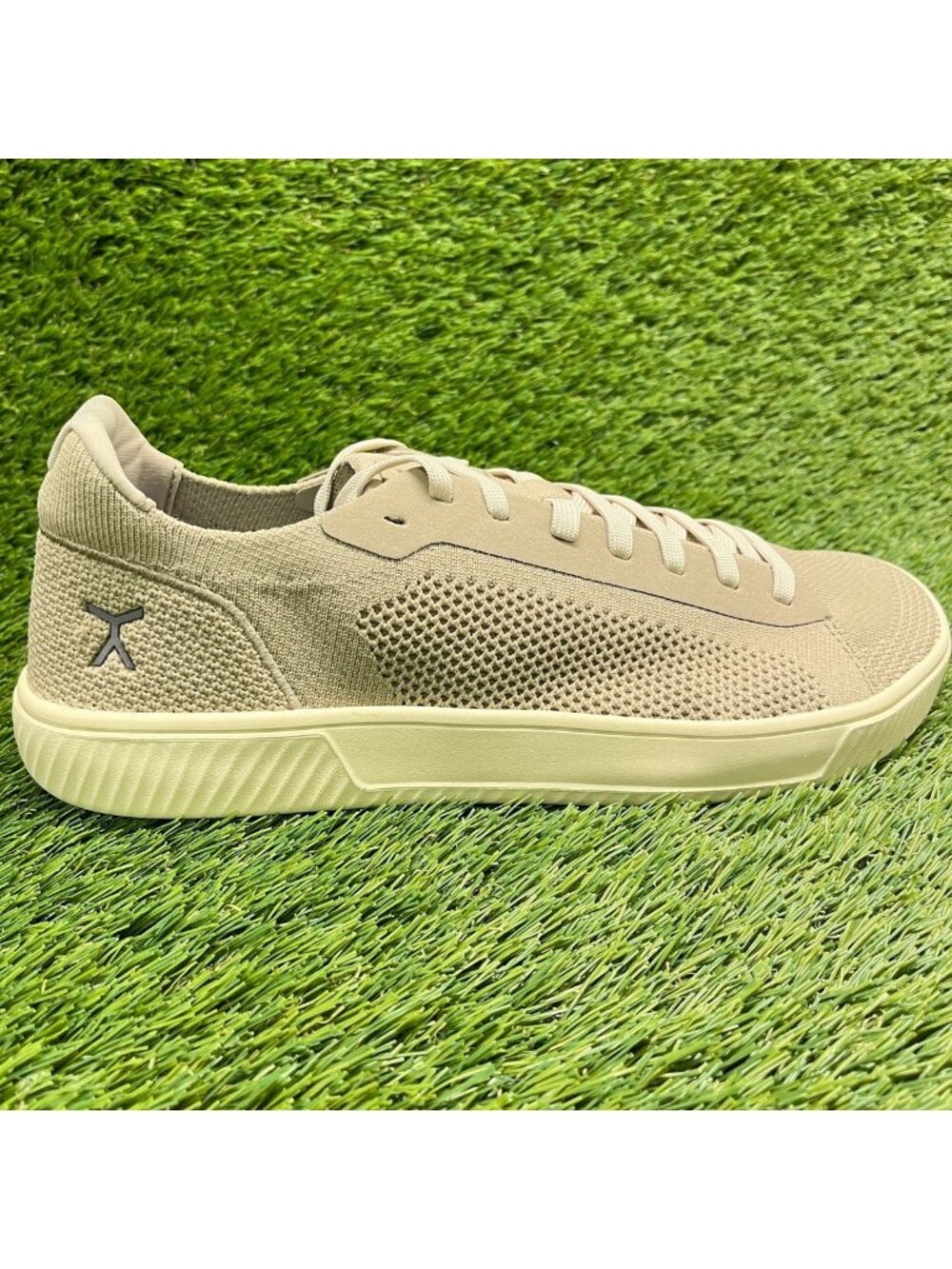 Flux Footwear Adapt Trainer Dune Mens Size 12 Athletic Knit Shoes Sneakers
